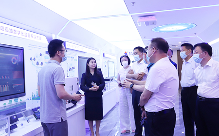 齊齊哈爾市政協(xié)考察團、濟南市政協(xié)領導一行蒞臨有人物聯(lián)網(wǎng)考察調(diào)研