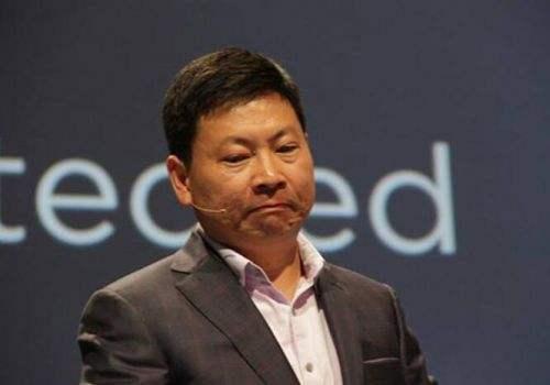 華為“塔山計劃”刷屏！自己建廠造芯？行業(yè)人士坦言，這比登天還難