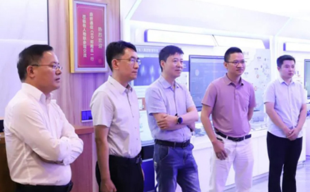 鼎橋CEO蒞臨有人參觀交流，深化5G戰(zhàn)略合作